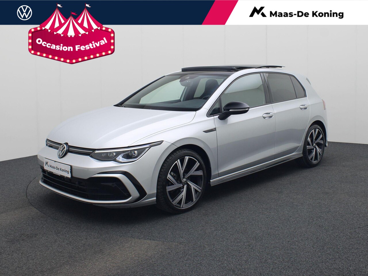 Volkswagen Golf - 1.5eTSI/150PK R-Line Blackstyle DSG · Panoramadak · Camera · Apple/Android  · Stoelverwarm - AutoWereld.nl