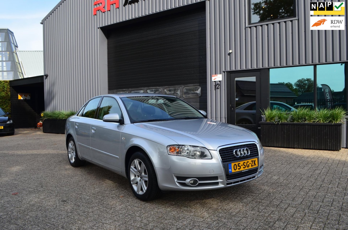 Audi A4 Limousine - 2.0 Pro Line Business | Automaat | NAP | 2e eigenaar - AutoWereld.nl