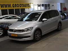 Volkswagen Touran - 1.2 TSI Connected Series 7 Persoons Airco, Cruise Control, Stuurbekrachtiging