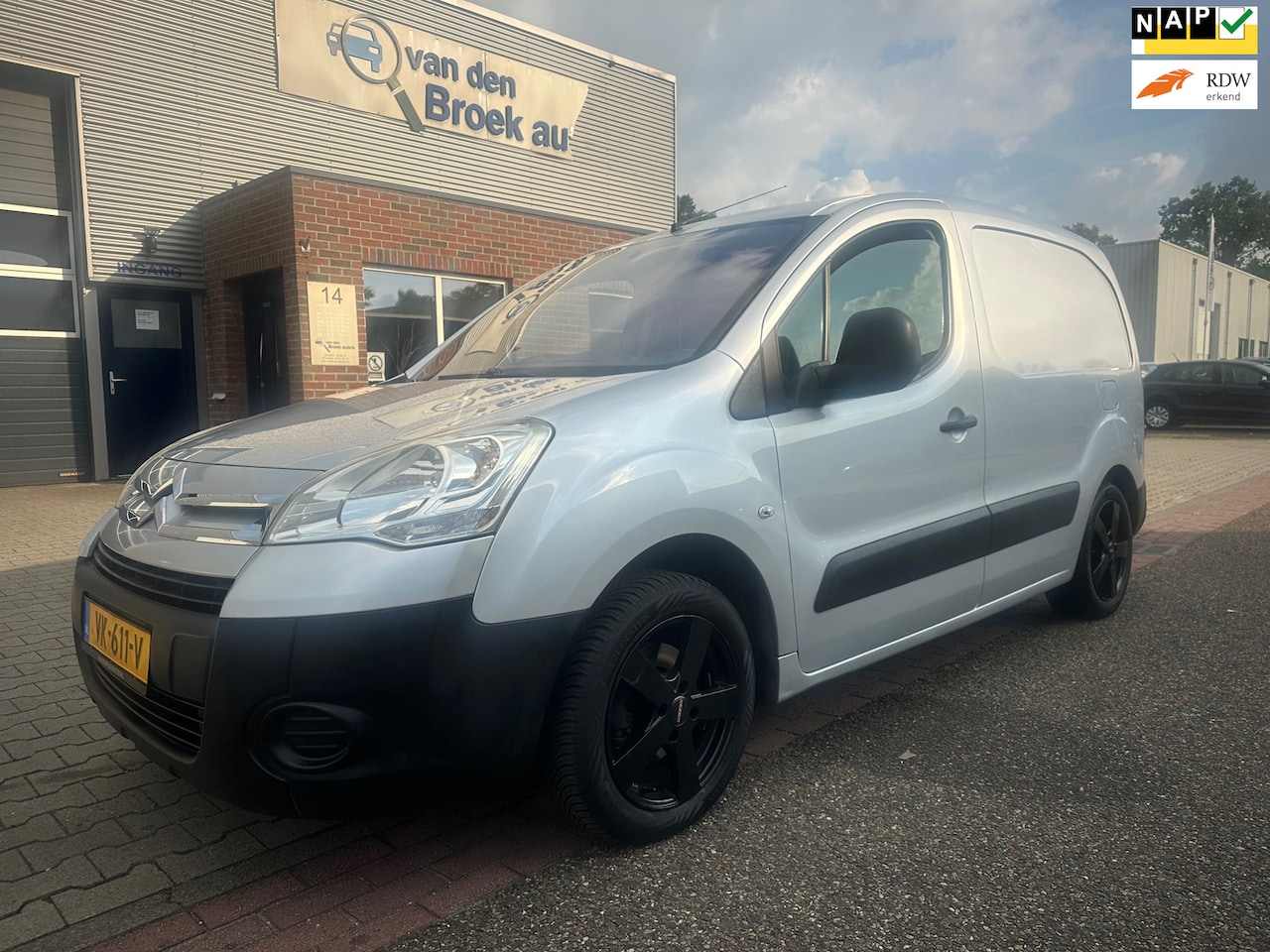 Citroën Berlingo XL - 1.6 HDIF 600 Club - AutoWereld.nl