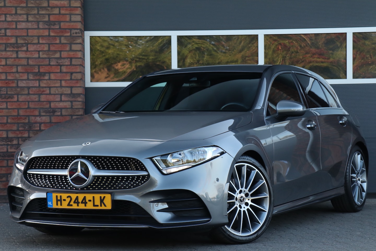 Mercedes-Benz A-klasse - 180 Business Solution AMG Widescreen - AutoWereld.nl