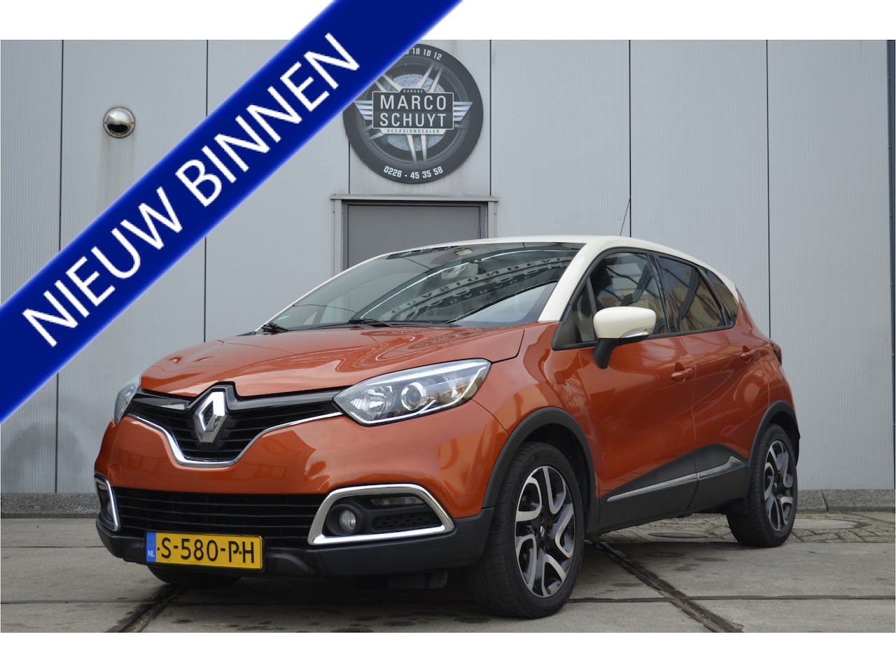 Renault Captur - 0.9 TCe Helly Hansen - AutoWereld.nl