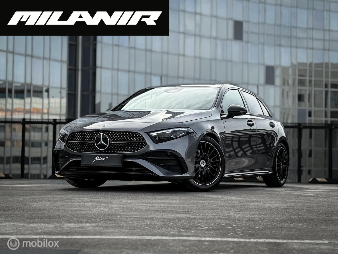 Mercedes-Benz A-klasse - 180 AMG Line |Pano |Memory |360 |HUD - AutoWereld.nl