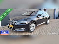 Skoda Superb Combi - 2.0 TDI Dsg, Pano, Leer, Trekhaak