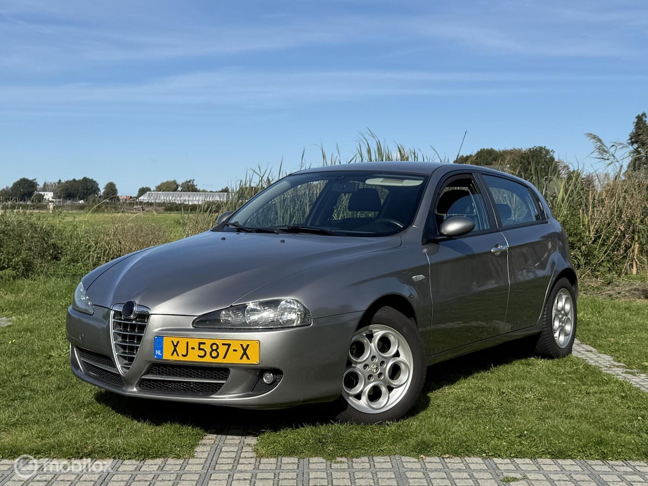 Alfa Romeo 147 - 1.6 T.Spark Business Pro zeer netjes! Nwe APK - AutoWereld.nl
