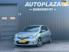 Toyota Yaris - 1.3 VVT-i Aspiration|Automaat|Camera|Navi|Trekhaak