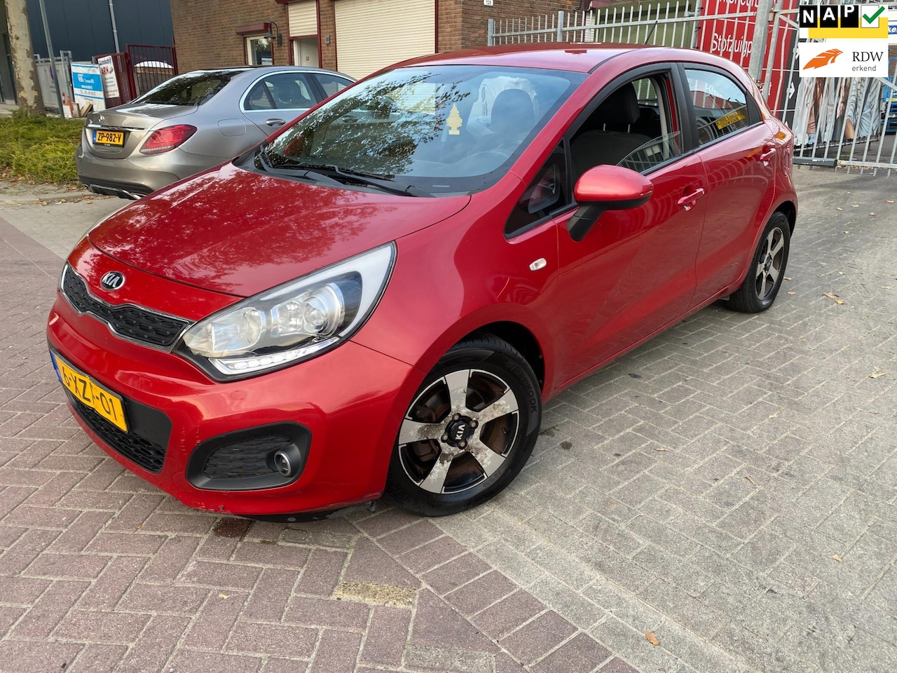 Kia Rio - 1.2 CVVT BusinessLine * 78.568 KM NAP * 1e Eigenaar * 2014 * Airco * Cruise Control * Star - AutoWereld.nl
