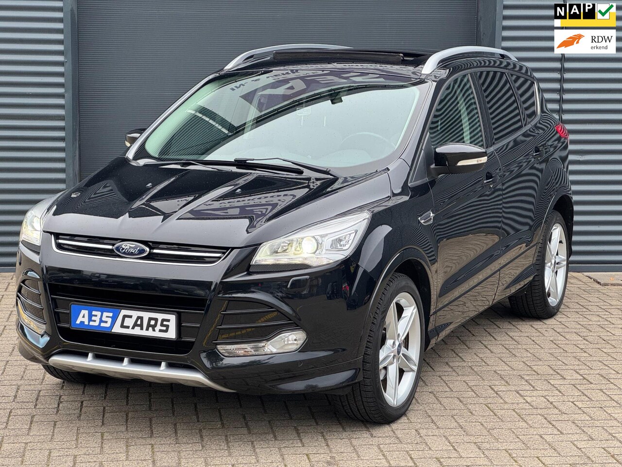 Ford Kuga - 1.5 Titanium Plus |PANO|LEER|CAMERA|STOELVERWARMING|PDC V+A|ELEK KOFFERKLEP|CRUISE|CLIMA|T - AutoWereld.nl