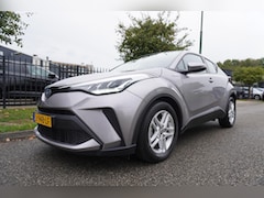 Toyota C-HR - 1.8 Hybrid 122pk CVT Active Apple Carplay Parkeer Camera
