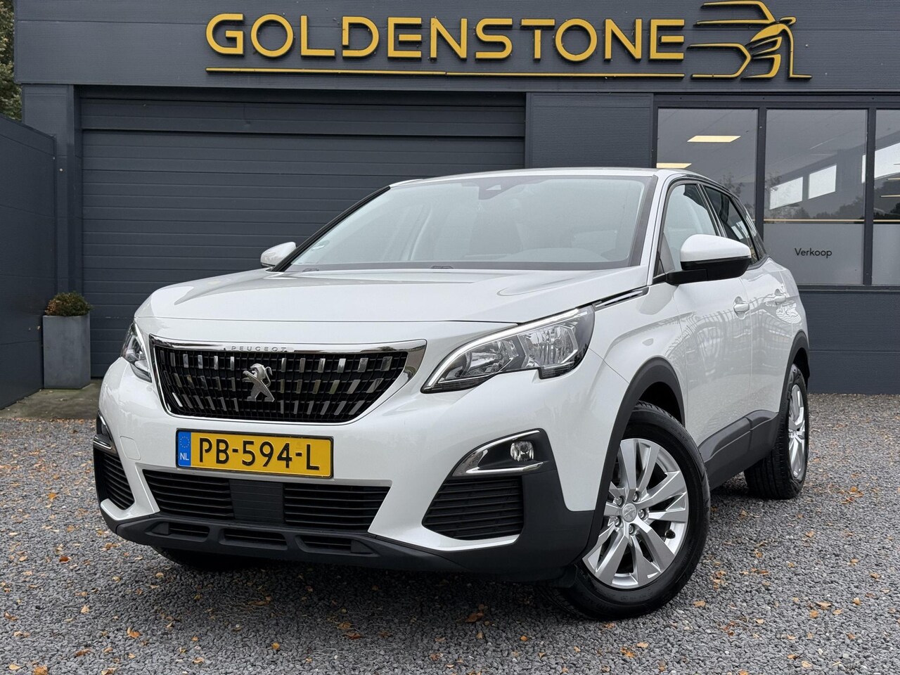 Peugeot 3008 - 1.2 PureTech Blue Lease Executive 2e Eigenaar,Navi,Clima,Cruise,PDC,Trekhaak,N.A.P,APK tot - AutoWereld.nl