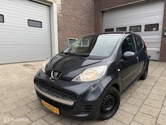 Peugeot 107 - 1.0-12V XR