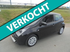 Toyota Aygo - ayco 1.0 benzine 5 deurs airco camera 60.000km eerste eigenaar