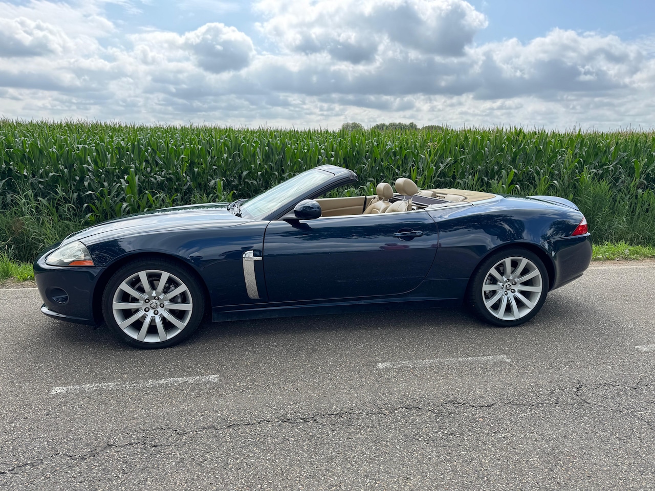 Jaguar XK - 4.2 V8 Convertible - AutoWereld.nl