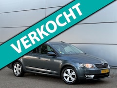 Skoda Octavia Combi - 1.6 TDI Stoelverw |Navi |Auto Park |Trekhaak |Park Sensor |Cruise |Lmv |Nap |Boekjes