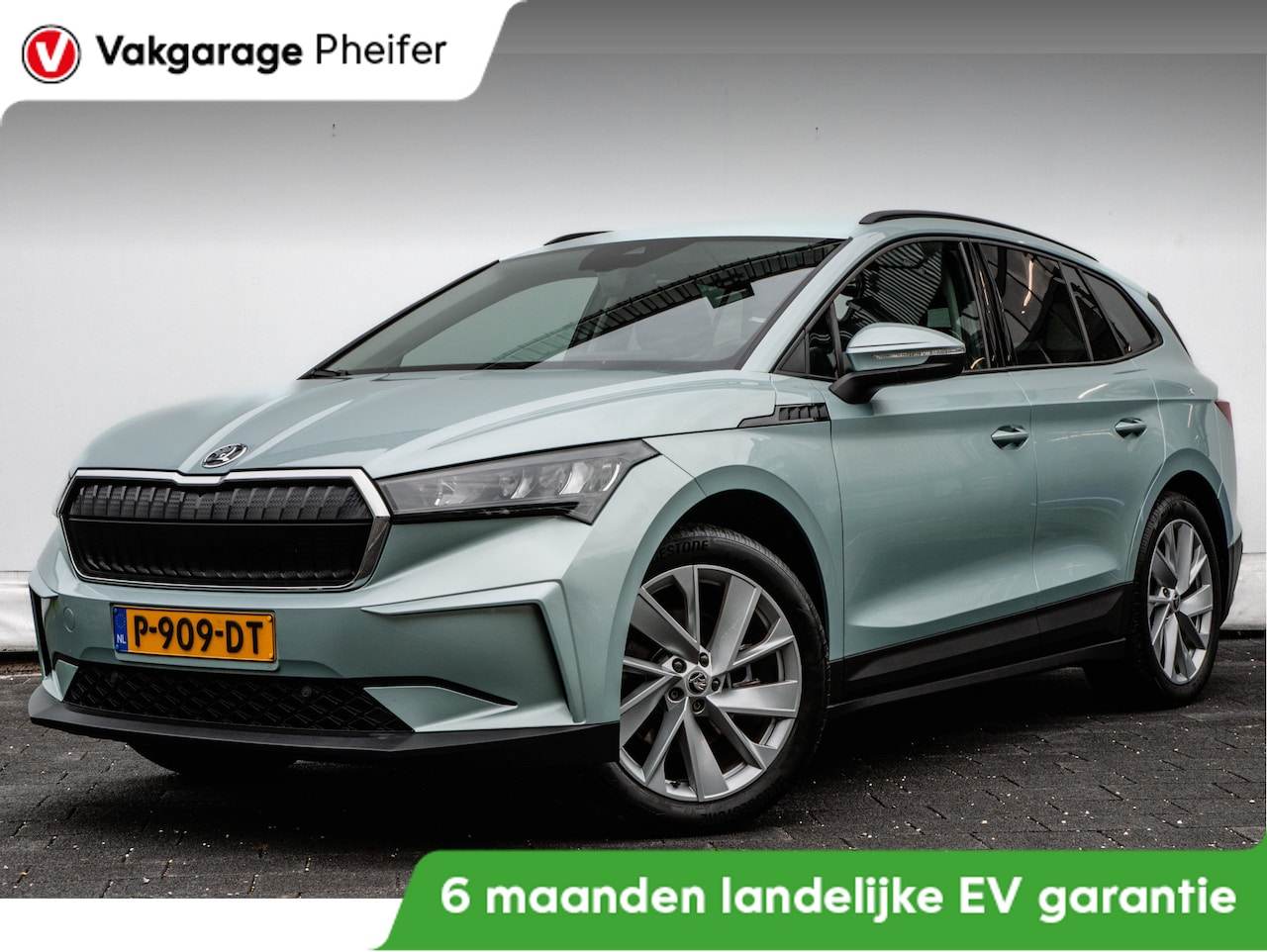 Skoda Enyaq iV - 60 Trekhaak/ Stoelverwarming/ Cruise control/ DAB+/ Carplay/ 19" Lmv - AutoWereld.nl