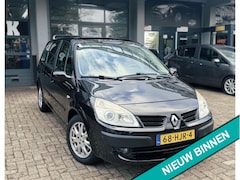 Renault Grand Scénic - 2.0-16V Business Line | PANO | AIRCO | CRUISE | TREKHAAK | NAP |APK