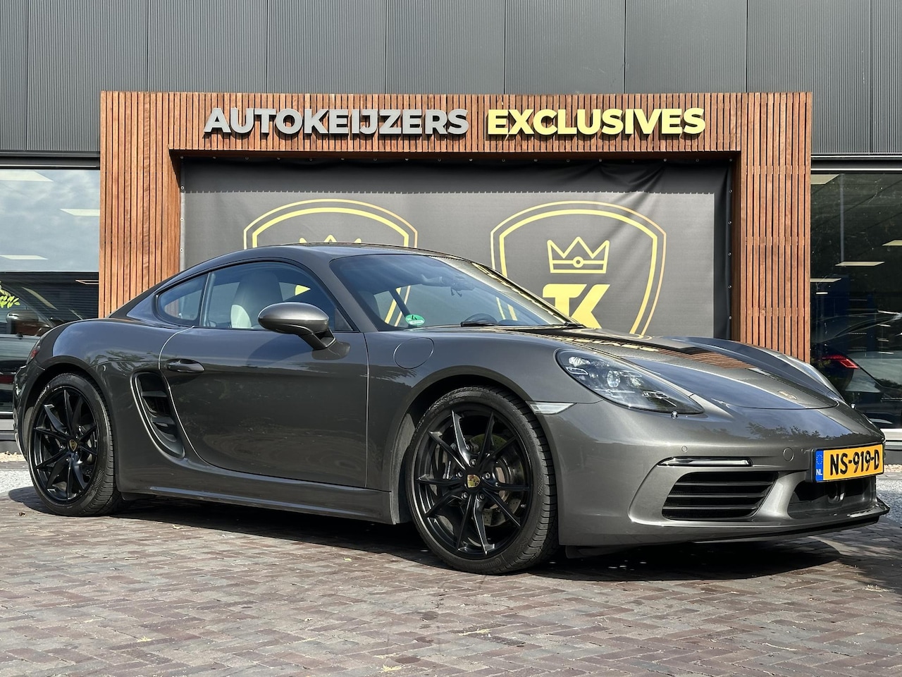 Porsche 718 Cayman - 2.0 Sportchrono Adapt. Cruise BOSE Stuurverw. CarPlay Keyless LED 20”LM Agaatgrijs - AutoWereld.nl