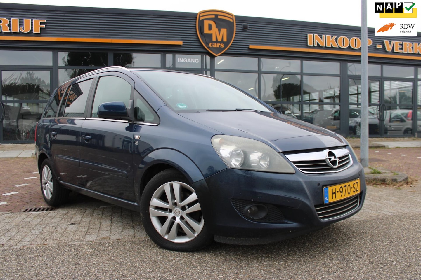 Opel Zafira - 1.8 Cosmo | Airco | Stoelverwarming | Trekhaak | - AutoWereld.nl