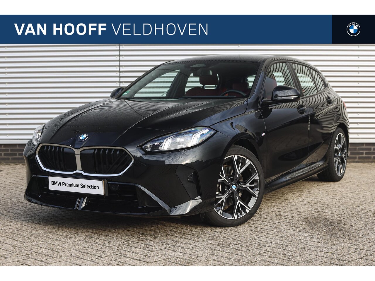 BMW 1-serie - 120 M Sport Automaat / Sportstoelen / Achteruitrijcamera / M Adaptief onderstel / Adaptiev - AutoWereld.nl