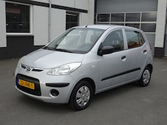 Hyundai i10 - 1.1 Active Elektrische ramen, centrale vergrendeling, trekhaak, enz