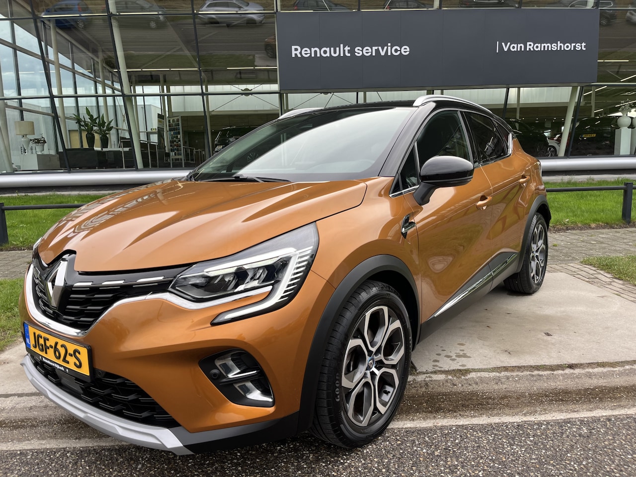 Renault Captur - 1.6 E-Tech Plug-in Hybrid 160PK Edition One / Dealer onderhouden / Stoelverw. / Bose / Cam - AutoWereld.nl