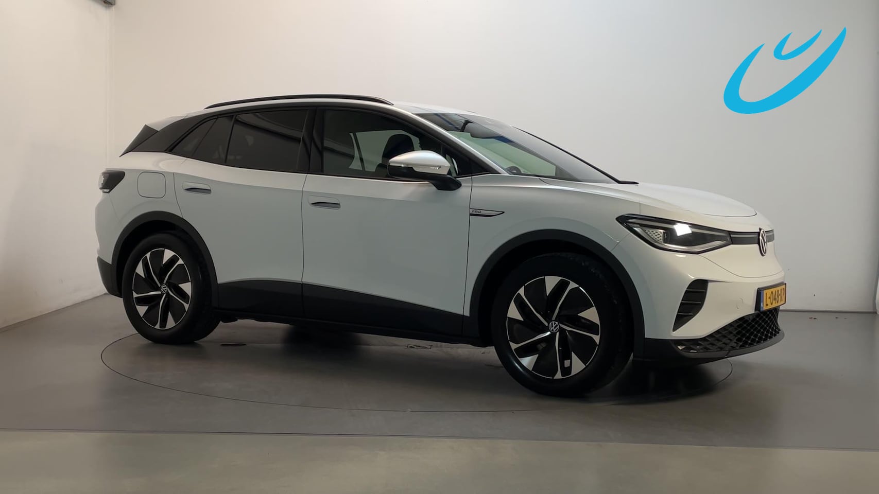 Volkswagen ID.4 - Business 77 kWh Sfeerverlichting Navigatie Stoelverwarming Camera - AutoWereld.nl