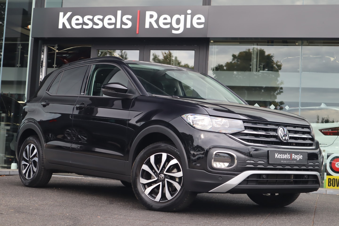 Volkswagen T-Cross - 1.0 TSI Style Camera ACC Virtual Stoelverwarming Camera CarPlay Navi Sensoren DAB - AutoWereld.nl