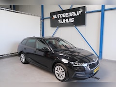 Skoda Octavia Combi - 1.0 e-TSI Business Edition - N.A.P. Airco, Cruise, Navi, PDC, Camera, Trekhaak