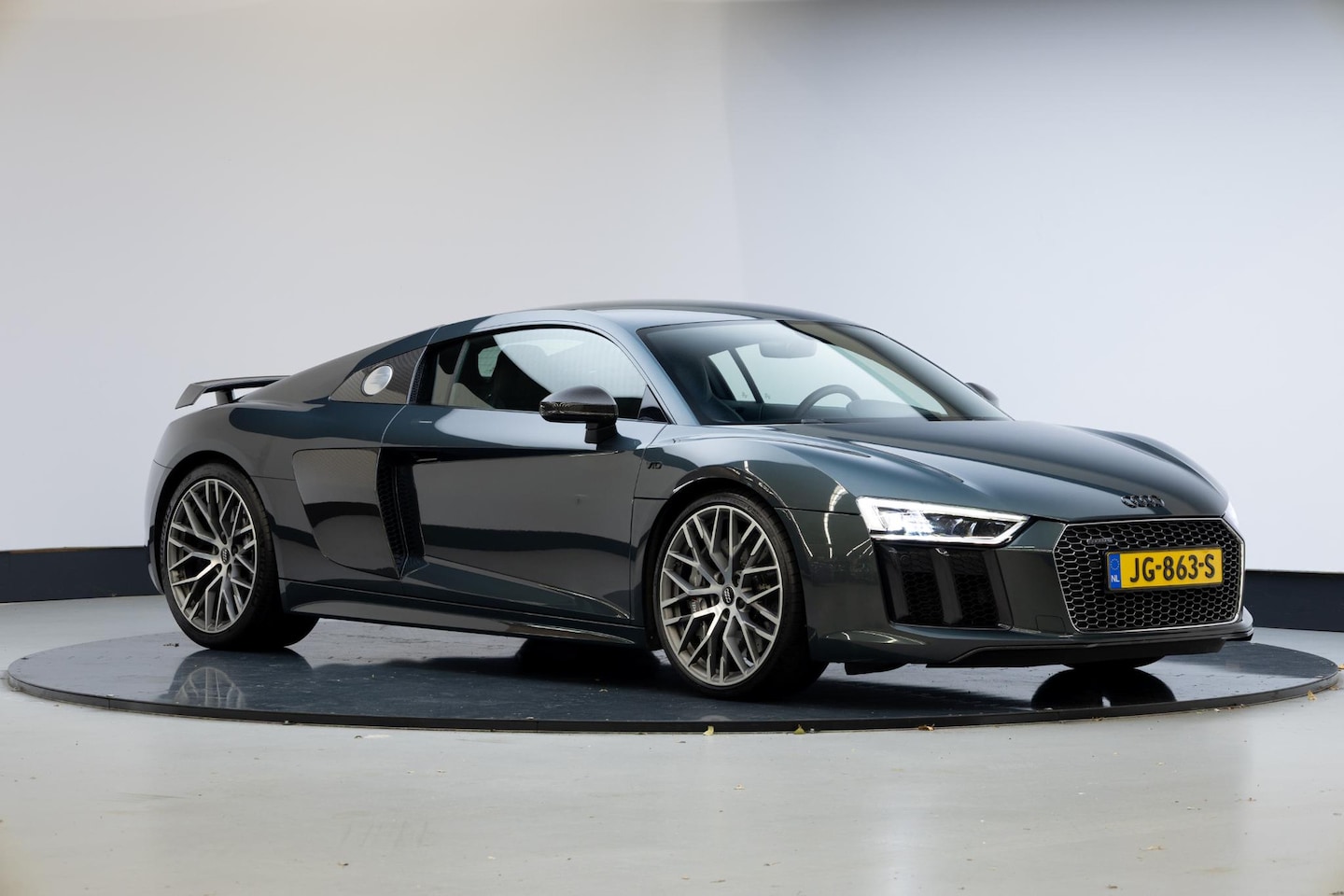 Audi R8 - 5.2 FSI quattro Plus | Full Carbon | Camera | NL Auto | Sportuitlaat | - AutoWereld.nl