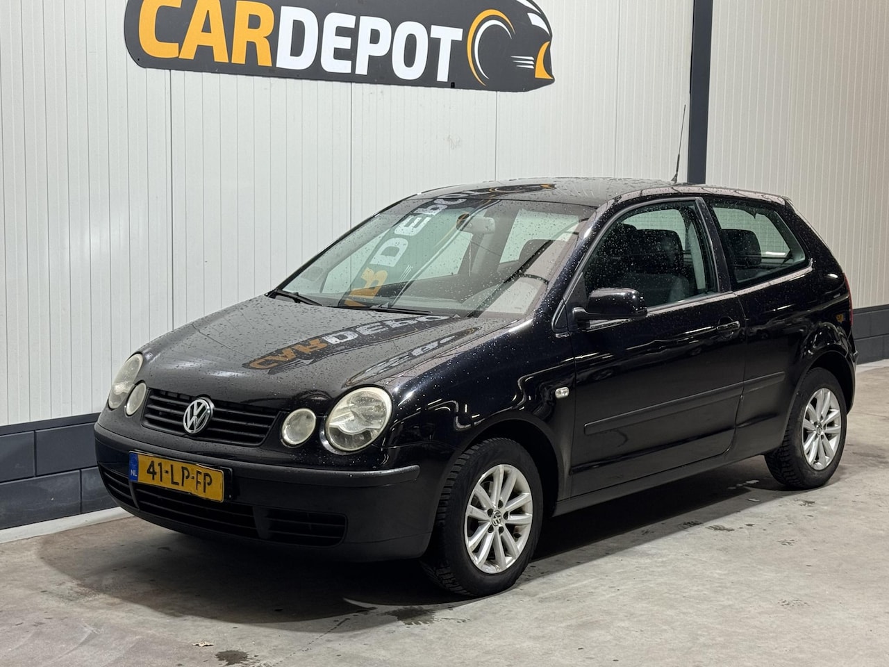 Volkswagen Polo - 1.4-16V Comfortline 1.4-16V Comfortline - AutoWereld.nl