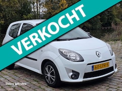 Renault Twingo - 1.2-16V Authentique 1e eigenaar uniek km org nl auto airco elektrische ramen cv op afs