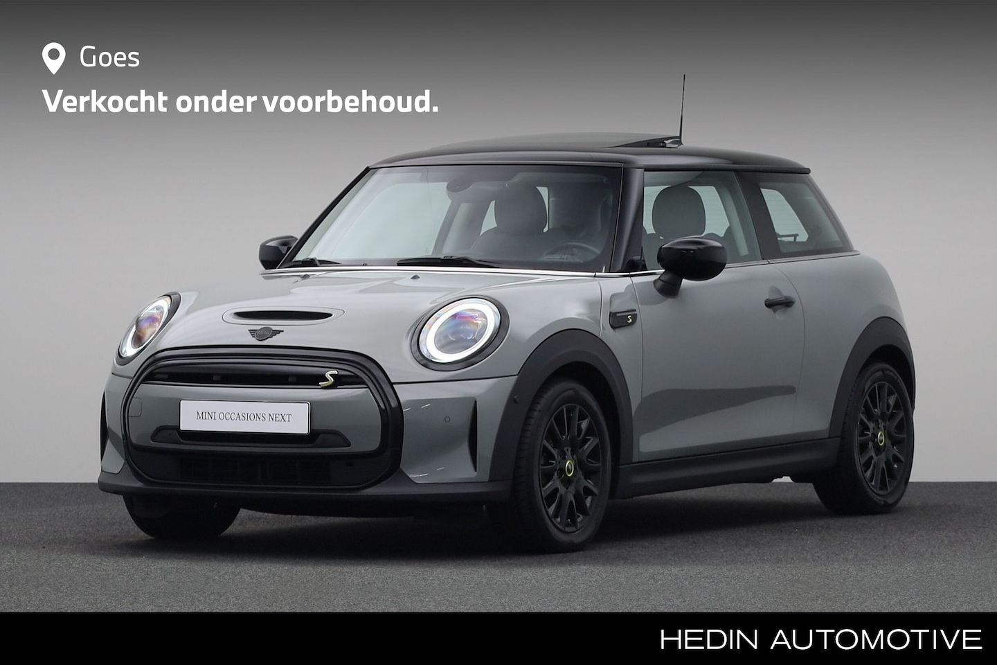 MINI Mini-Electric - Camden Edition 33 kWh | Dak en buitenspiegels uitgevoerd in zwart | 	Piano Black Exterior - AutoWereld.nl