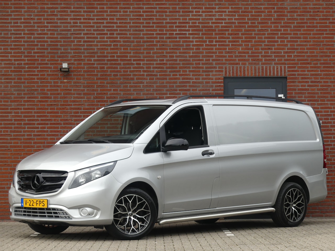 Mercedes-Benz Vito - 114 CDI Lang Camera/Airco/Navigatie - AutoWereld.nl