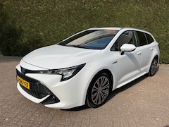 Toyota Corolla Touring Sports - 2.0 Hybrid Apple-carplay, PDC+camera, Stoleverwarming, Led, eerste eigenaar