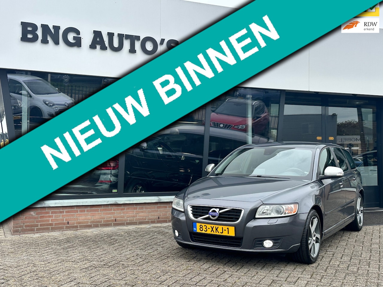 Volvo V50 - 1.6 D2 S/S Limited Edition 1.6 D2 S/S Limited Edition - AutoWereld.nl