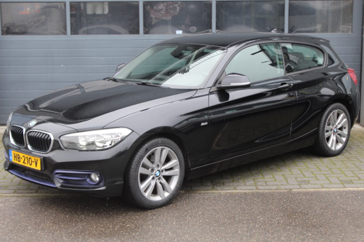 BMW 1-serie - 118i 136 PK Aut. Sport-Line Navigatie, Cruise, Climatcontrol - AutoWereld.nl