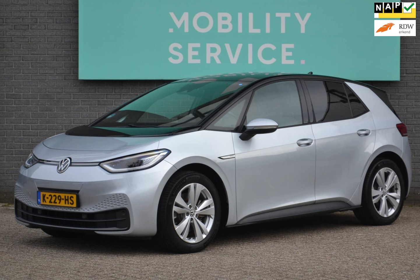 Volkswagen ID.3 - Business 58 kWh SOH93% Matrix CarPlay ACC LaneAssist - AutoWereld.nl