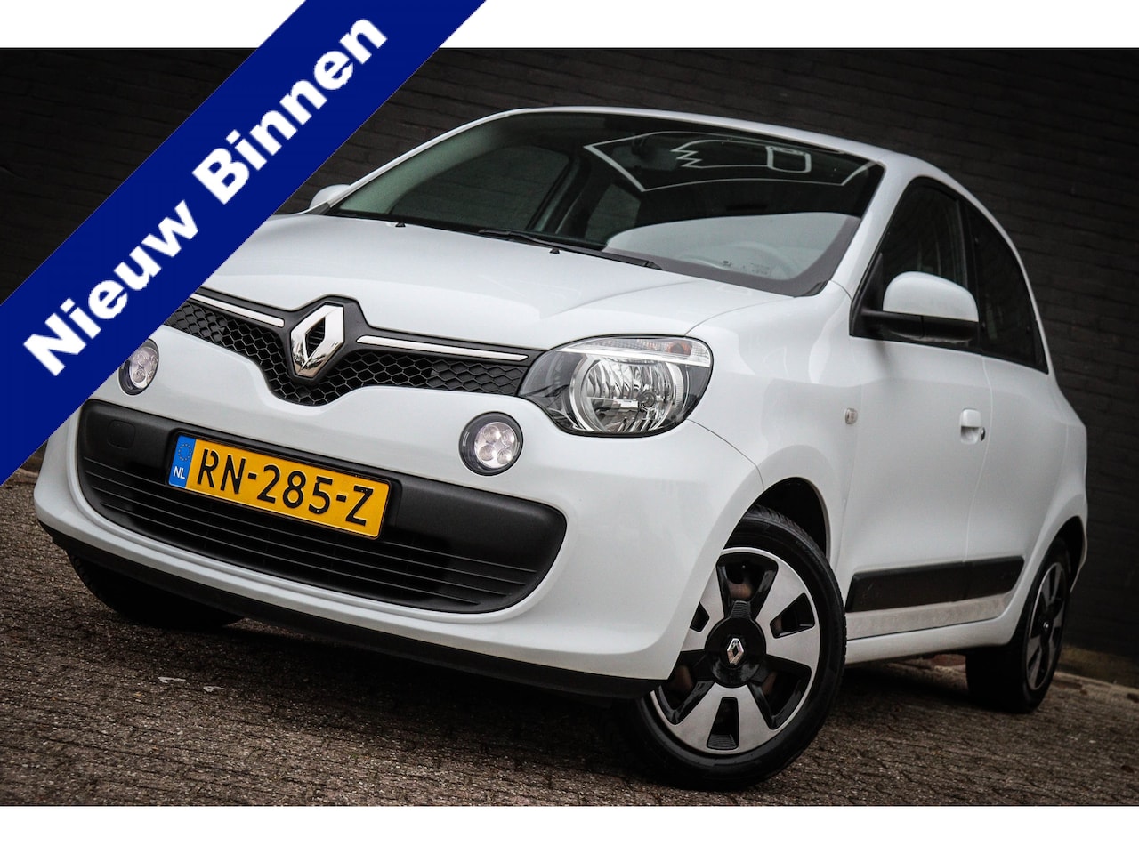 Renault Twingo - 1.0 SCe Collection Net binnen; Jouw droomauto? - AutoWereld.nl