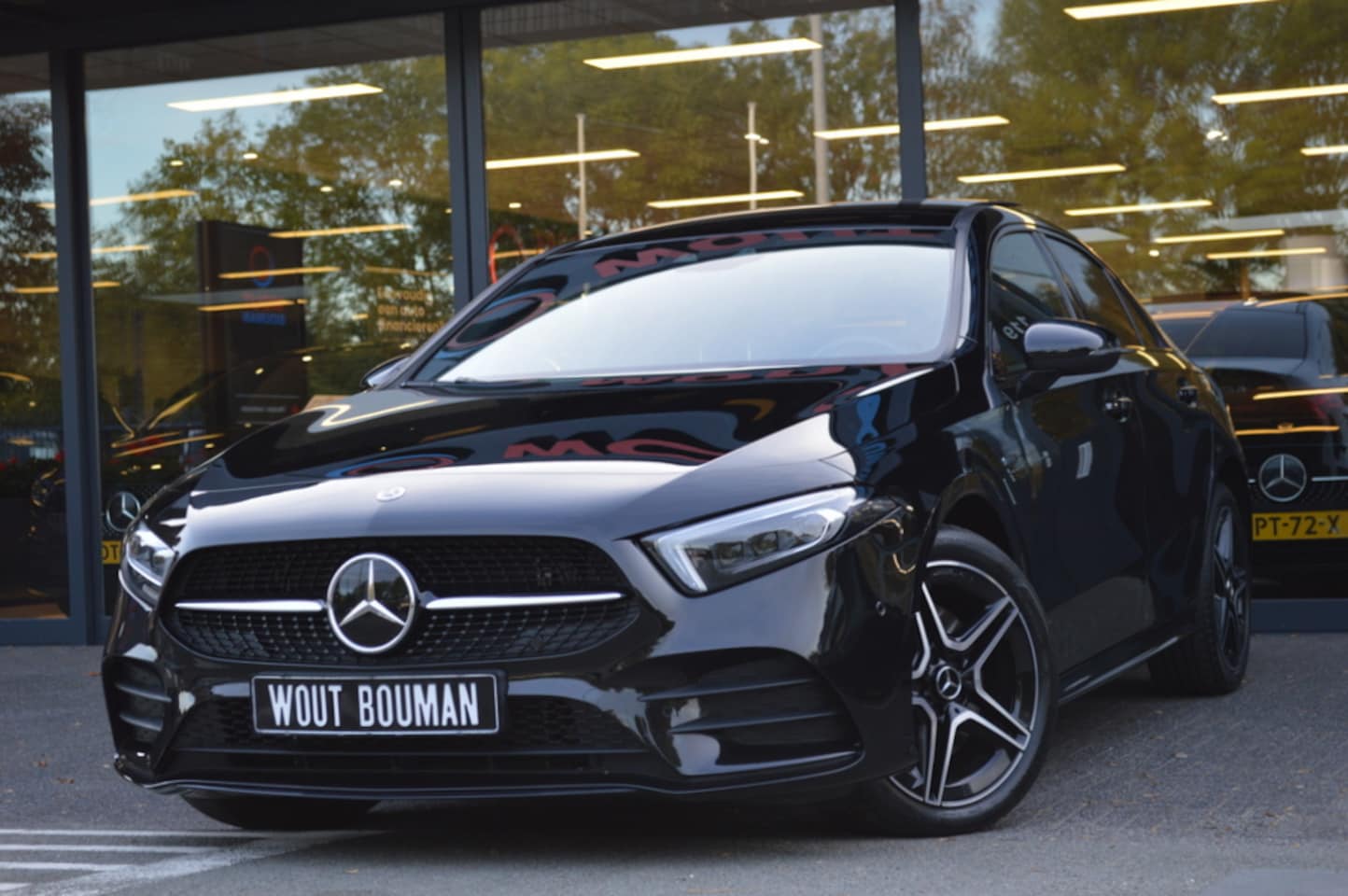 Mercedes-Benz A-klasse - 250 e AMG Led Panorama Memory Distronic Head-Up Camera Night Pdc - AutoWereld.nl