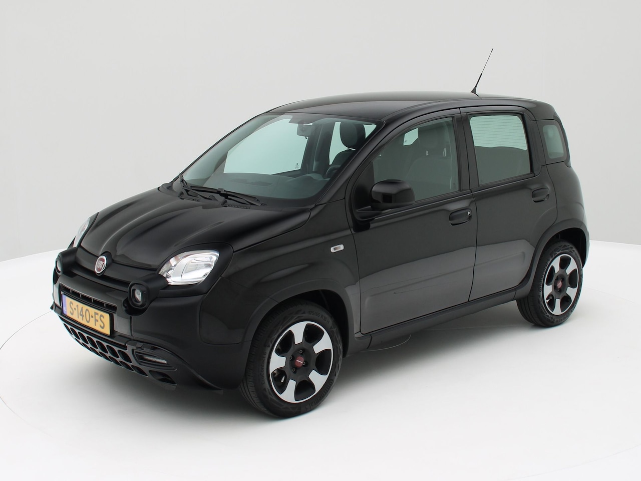 Fiat Panda - 1.0 Hybrid City Cross - AutoWereld.nl