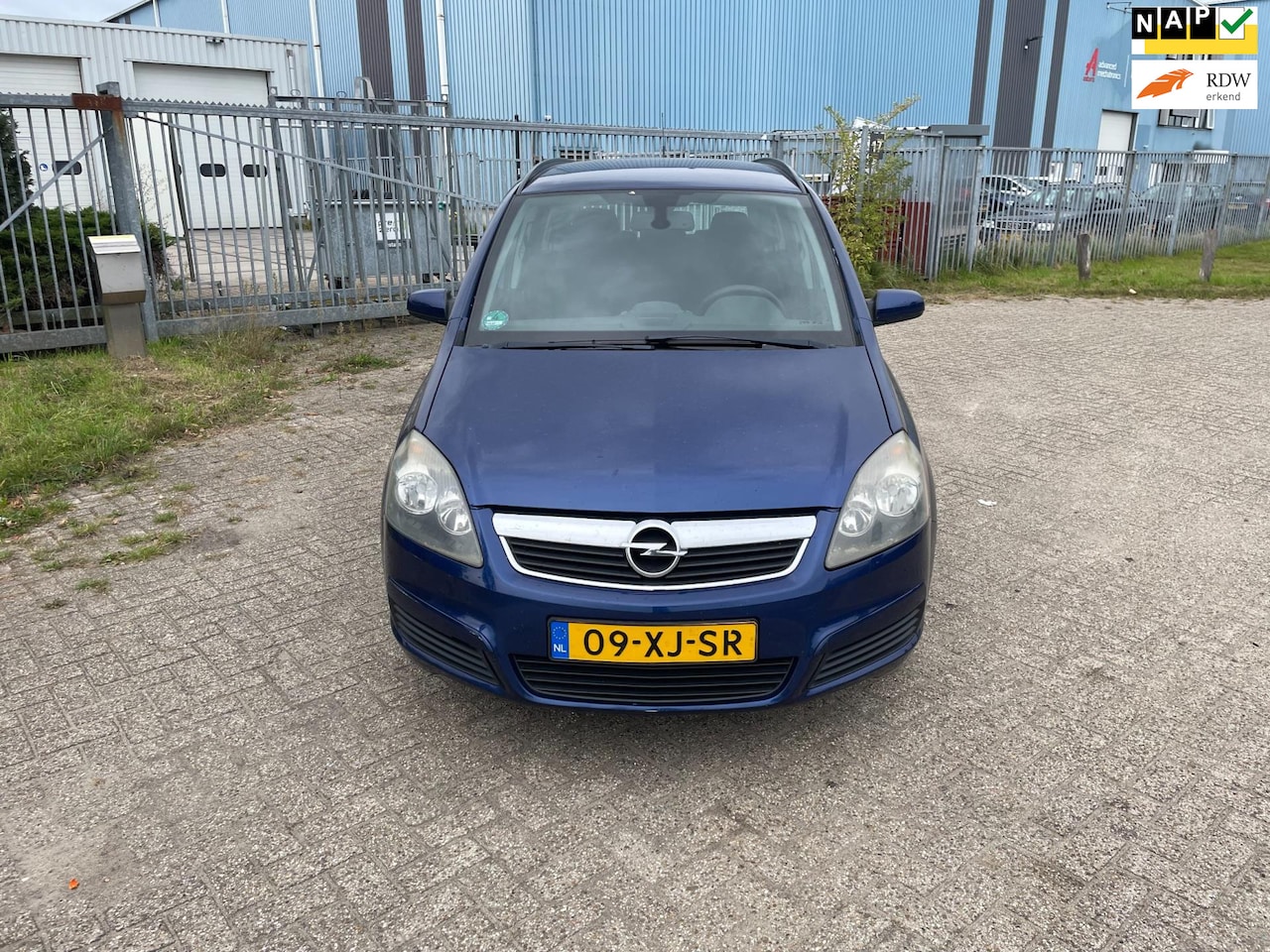 Opel Zafira - 2.2 Business 7 Zits !!! - AutoWereld.nl