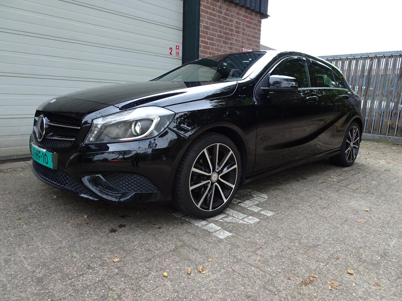 Mercedes-Benz A-klasse - 180 Ambition BlueEFFICIENCY 2Style Sport. - AutoWereld.nl