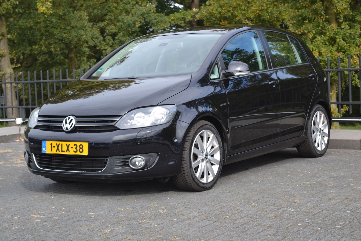 Volkswagen Golf Plus - 1.4 TSi Highline | Stoelverw. | Trekhaak | Cruise | - AutoWereld.nl