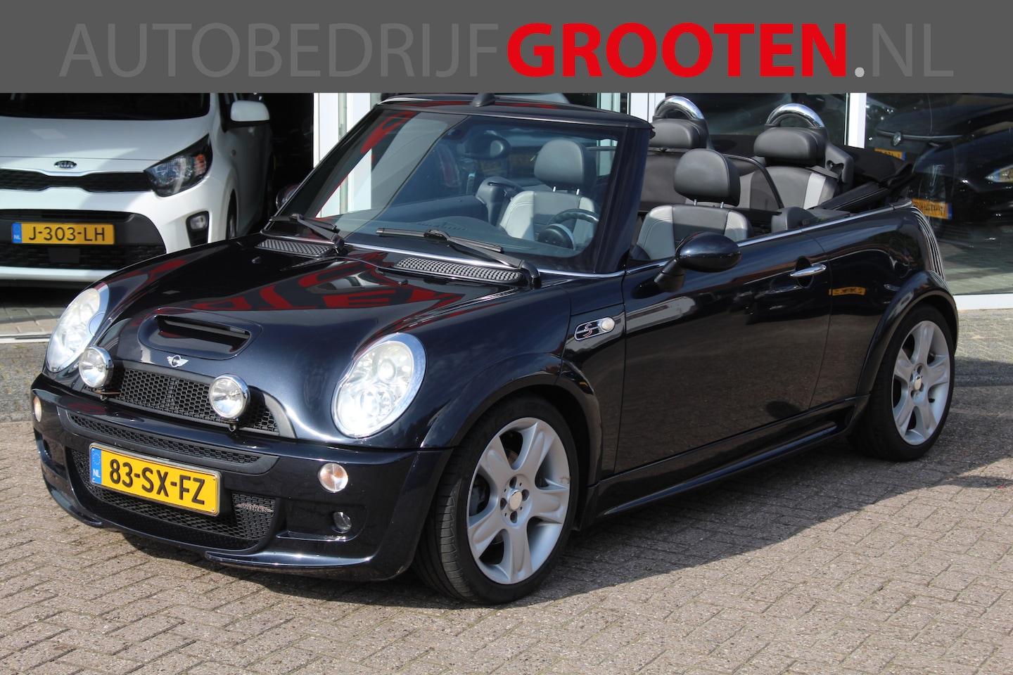 MINI Cabrio - Mini 1.6 Cooper S JCW//Automaat//NL-Auto//Youngtimer!! - AutoWereld.nl