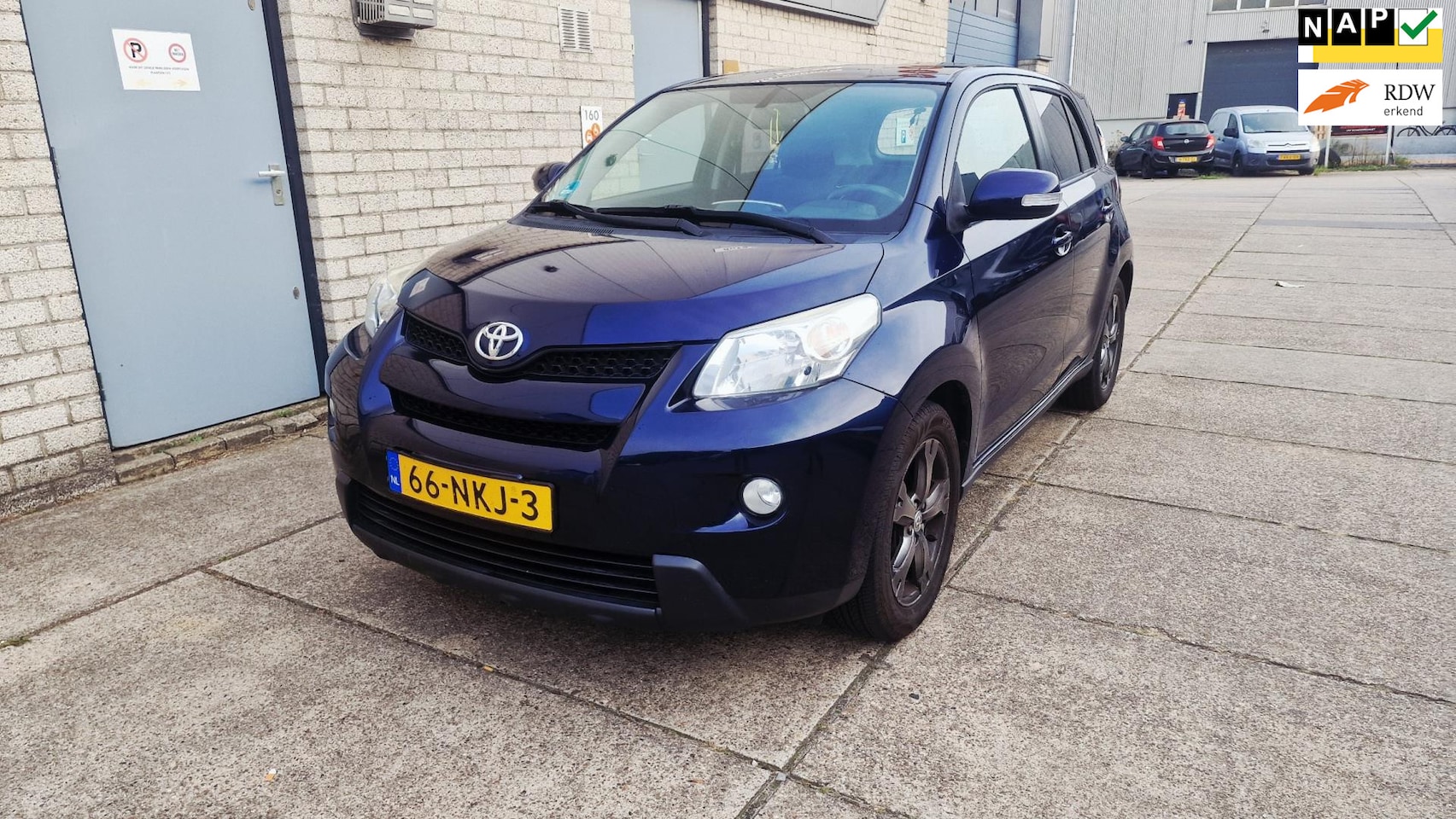 Toyota Urban Cruiser - 1.3 VVT-i Dynamic Airco Navigatie... - AutoWereld.nl