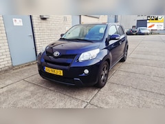 Toyota Urban Cruiser - 1.3 VVT-i Dynamic Airco Navigatie
