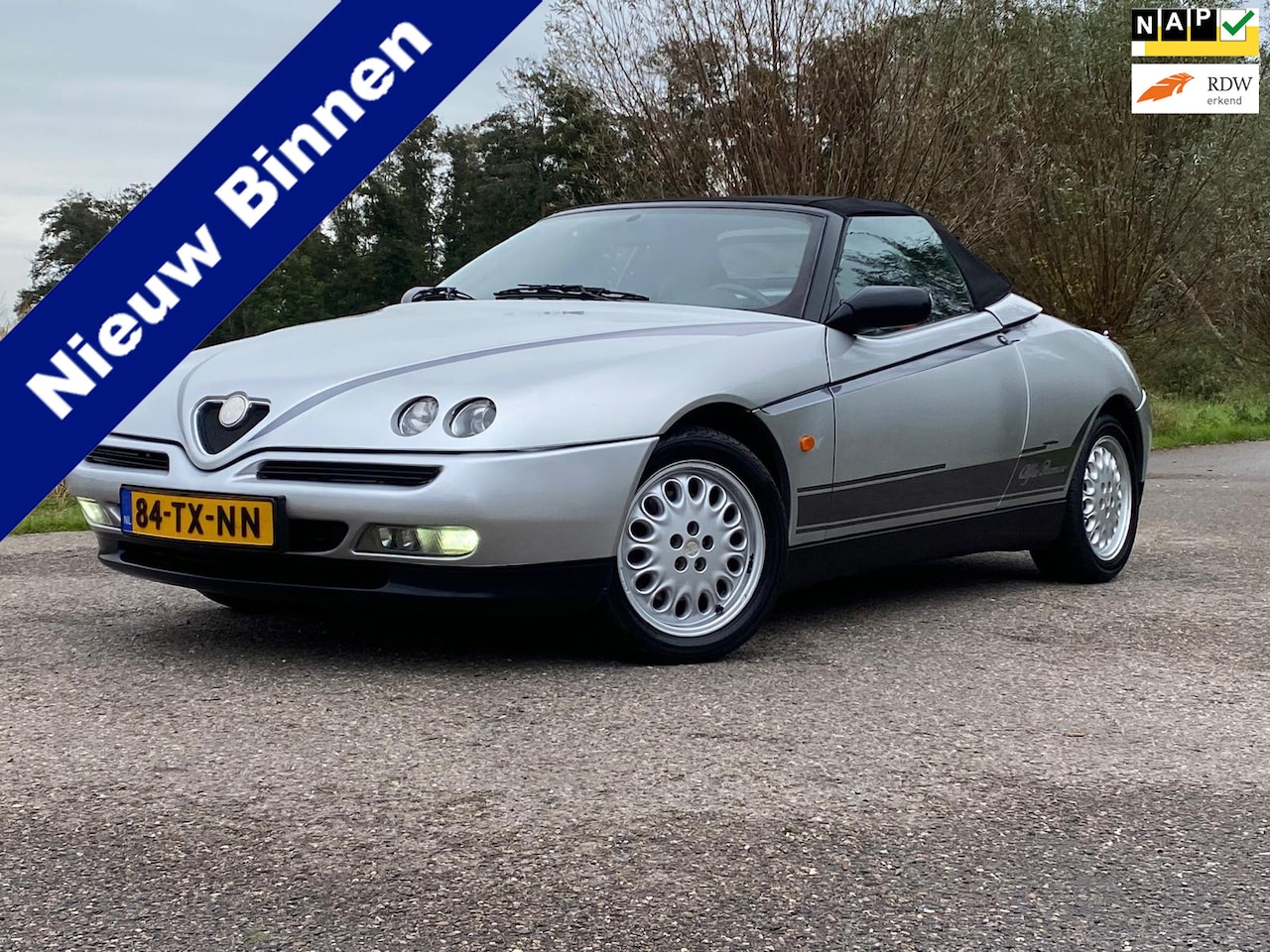 Alfa Romeo Spider - 2.0-16V T.Spark L CABRIO Airco NAP Zwart-Leder Nieuwe apk - AutoWereld.nl