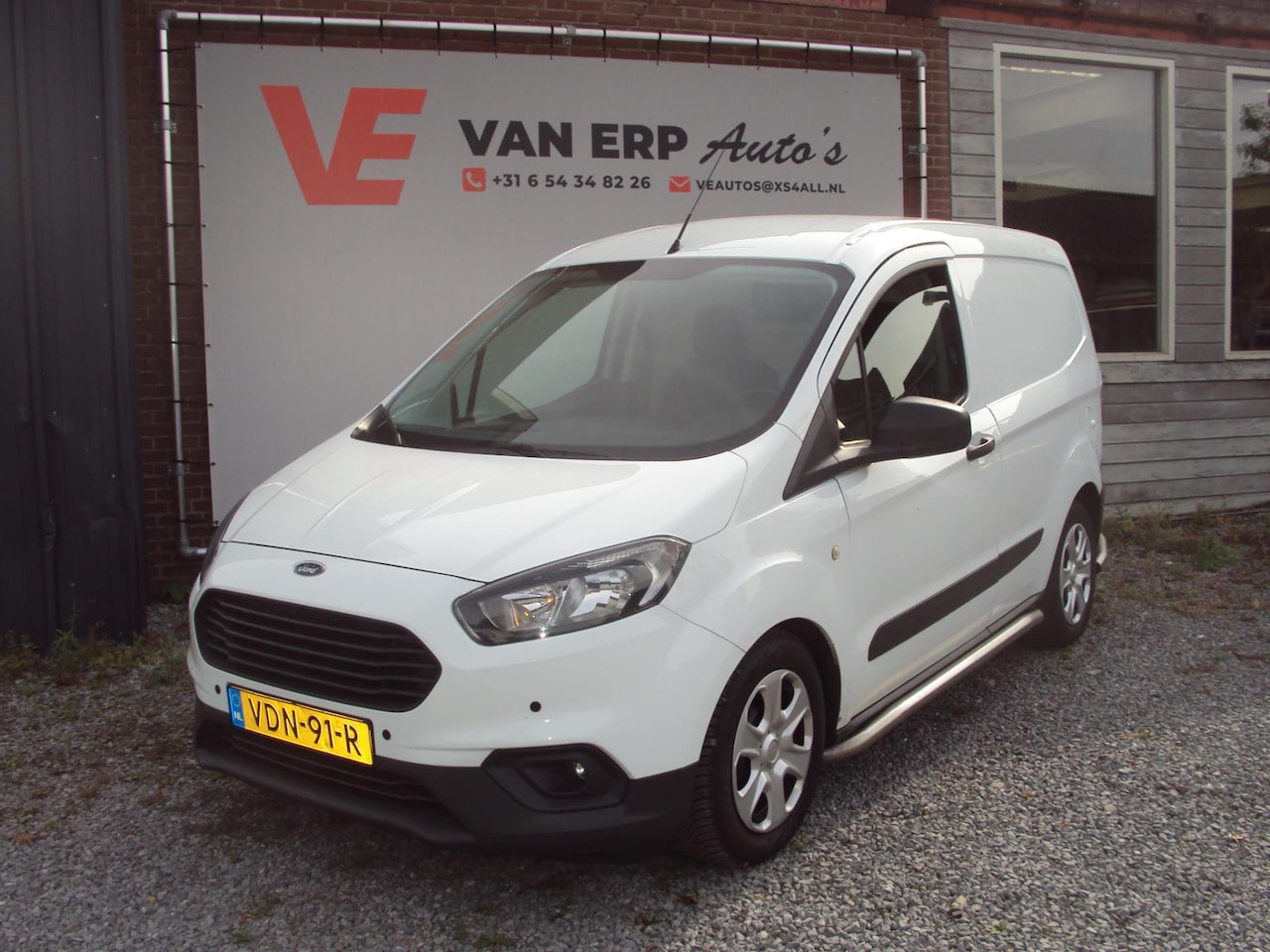Ford Transit Courier - 1.5 TDCI Trend kijk foto s - AutoWereld.nl