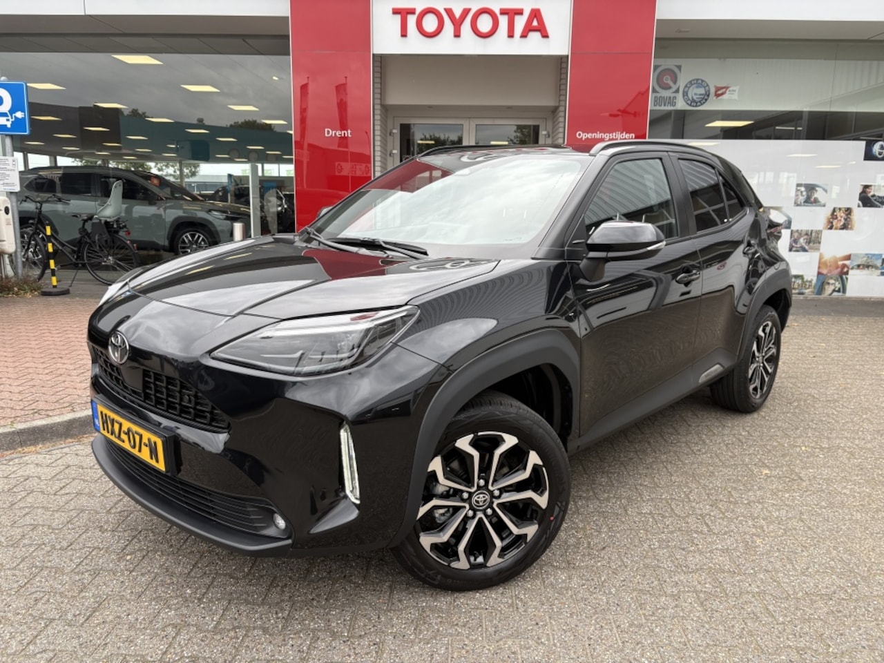 Toyota Yaris Cross - 1.5 Hybrid 130 Dynamic | Comfort Pack | Sensoren v/a | Stoelverw - AutoWereld.nl