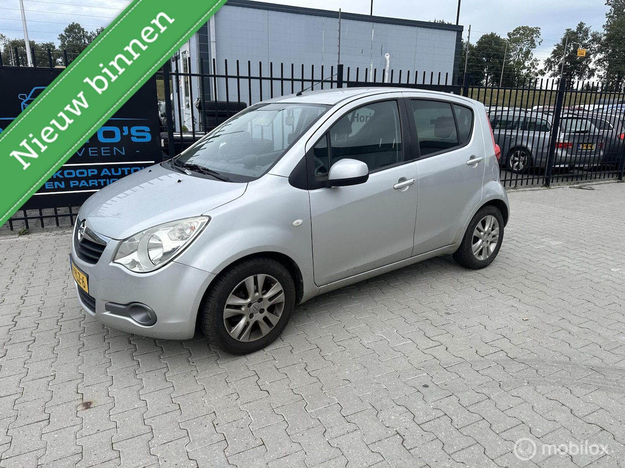 Opel Agila - 1.2 Edition 147.000 km airco - AutoWereld.nl
